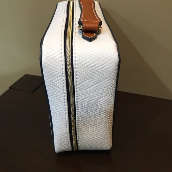 Estée Lauder make up bag - Picture 2 of 3